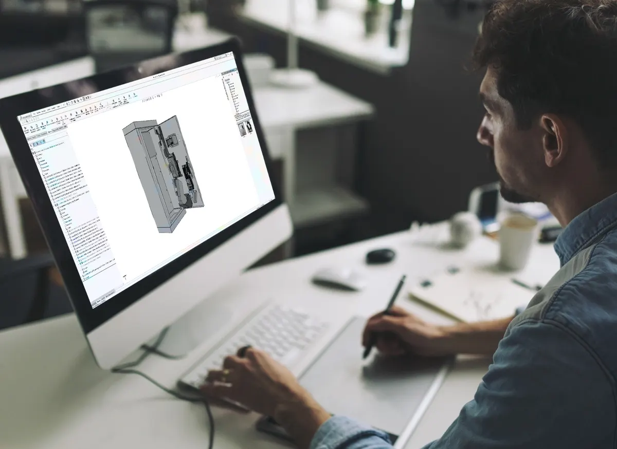 Designer Artide durante la Progettazione sui Totem di Pagamento
